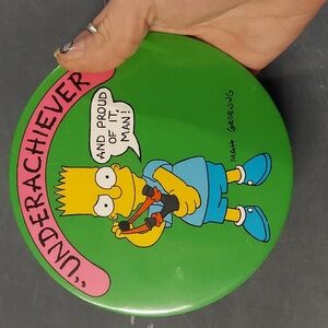 1989 Simpsons collectable. 5 " button / wall hang / easel